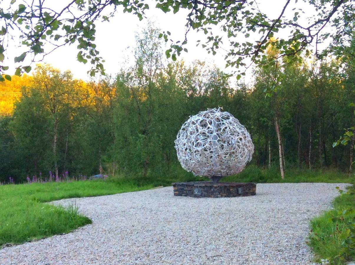 Wild Caribou'S Wildwood Cabin Lakselv Εξωτερικό φωτογραφία